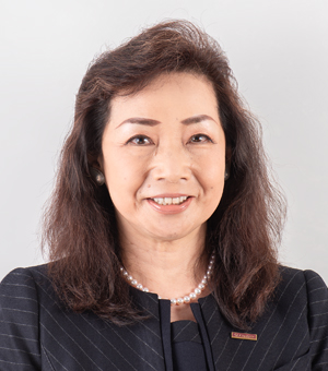 取締役 山岡 美奈子